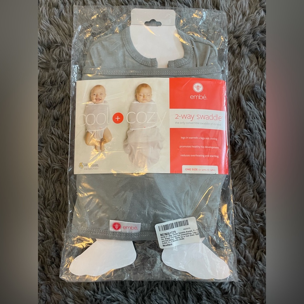 NWT EMBE two way swaddle 0-3 months